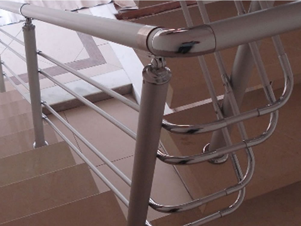 Guarda Corpo e Corrimão em porcelanato Taubaté